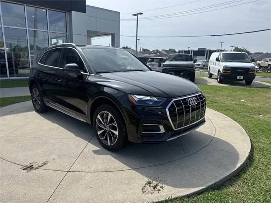 2021 Audi Q5 Premium Plus photo 1