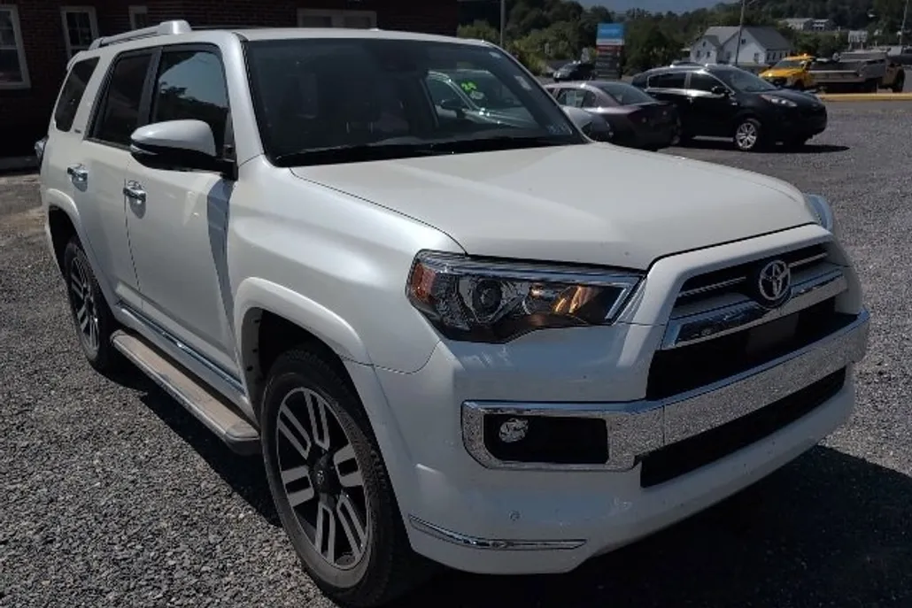 2023 Toyota 4Runner Limited photo 1
