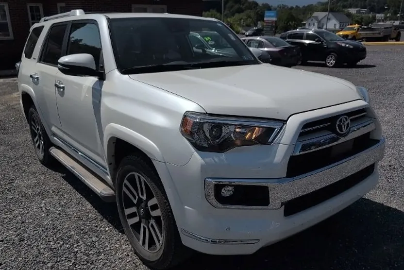 2023 Toyota 4Runner Limited photo 1