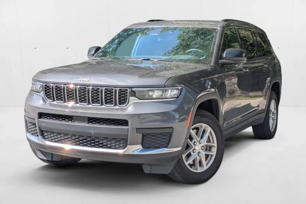 2024 Jeep Grand Cherokee Laredo photo 1