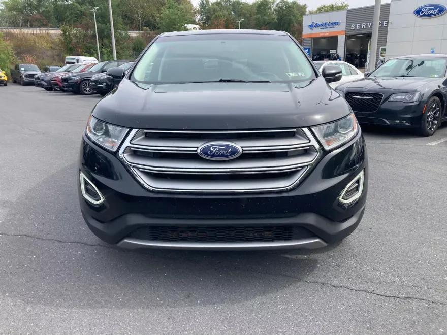 2017 Ford Edge SEL photo 1