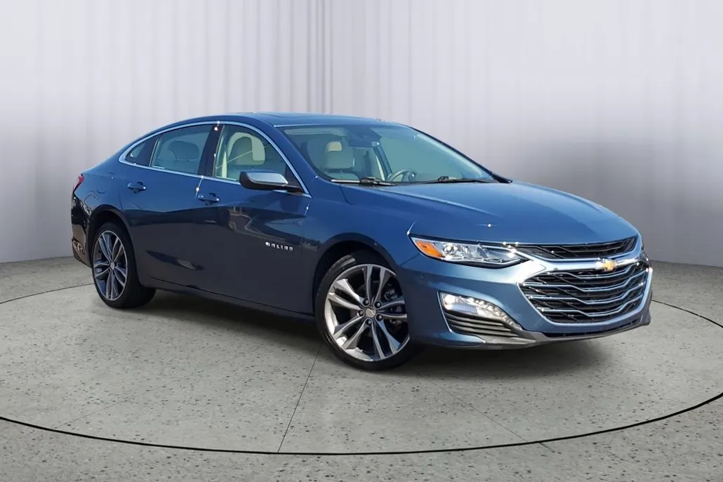 2024 Chevrolet Malibu Premier 2LT photo 1