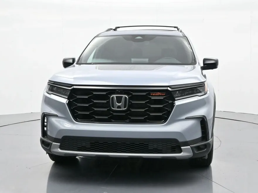 2023 Honda Pilot TrailSport photo 1