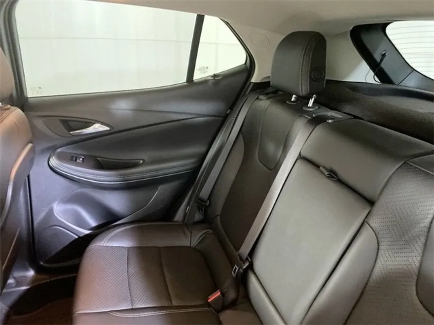 2023 Buick Encore GX Essence photo 1