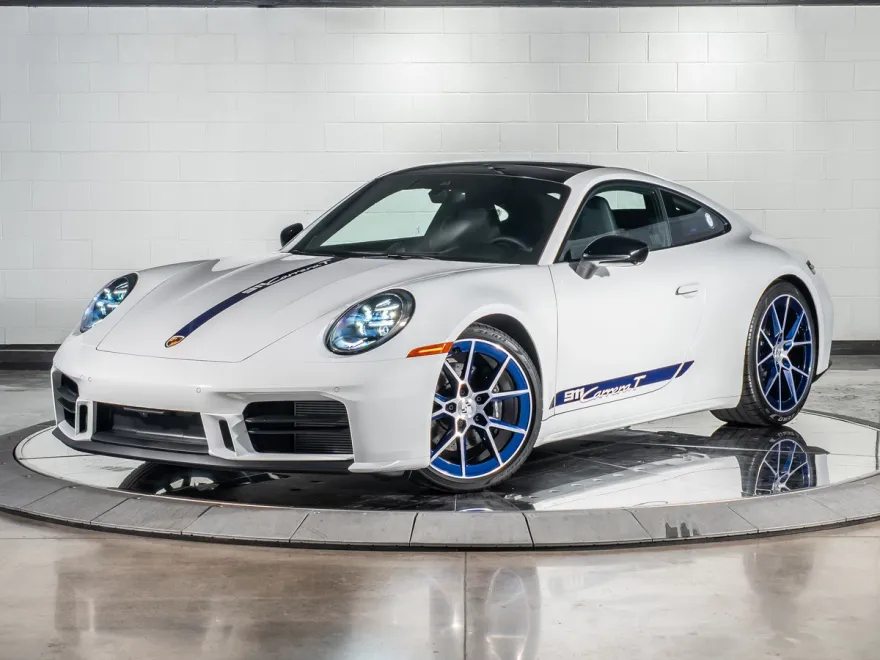 2026 Porsche 911 T photo 1