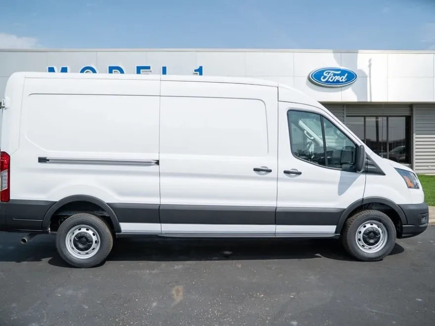 2025 Ford Transit photo 1