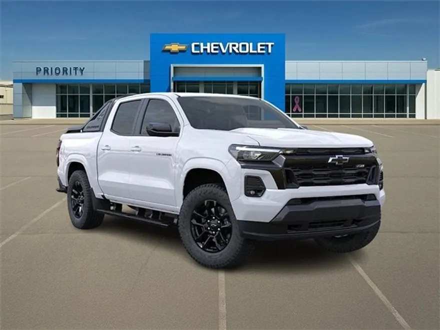 2025 Chevrolet Colorado Z71 photo 1