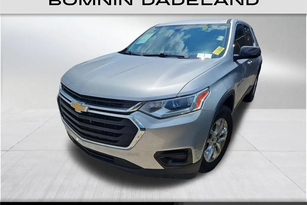 2019 Chevrolet Traverse LS photo 1