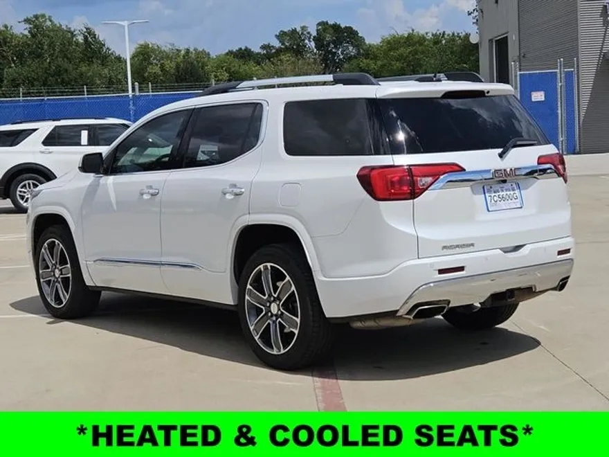 2019 Gmc Acadia Denali photo 1