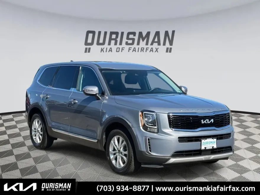 2022 Kia Telluride LX photo 1