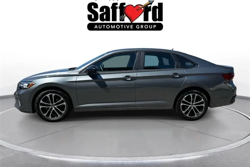 2024 Volkswagen Jetta 1.5T Sport photo 1