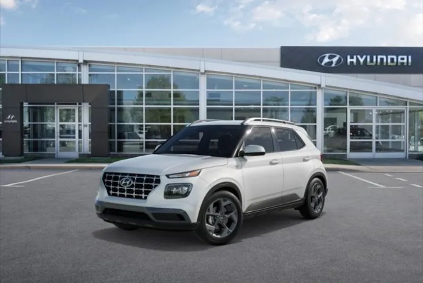 2025 Hyundai Venue SEL photo 1