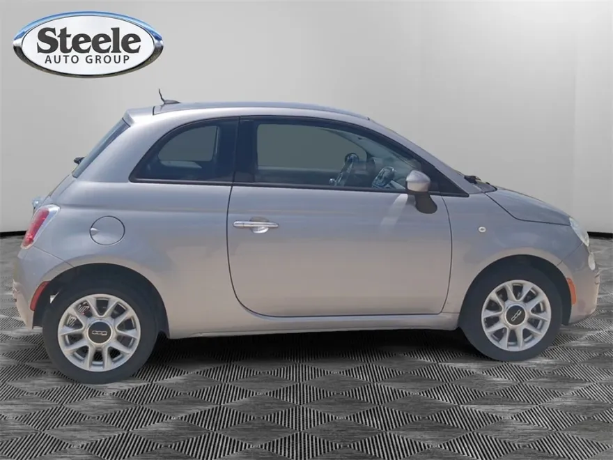 2017 Fiat 500 Pop photo 6