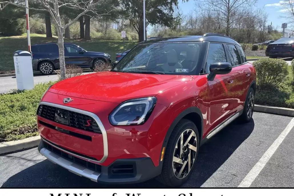2025 Mini Cooper S ALL4 photo 1