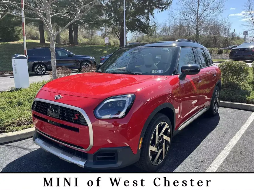2025 Mini Cooper S ALL4 photo 1