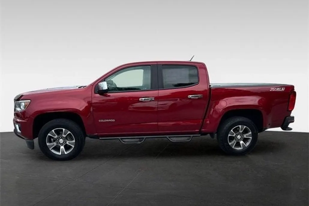 2017 Chevrolet Colorado Z71 photo 1