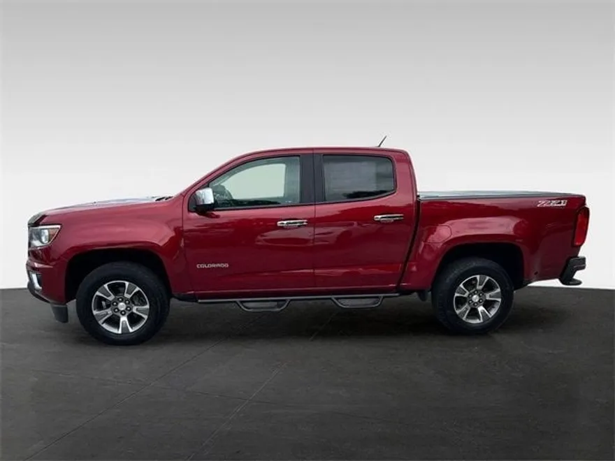 2017 Chevrolet Colorado Z71 photo 1