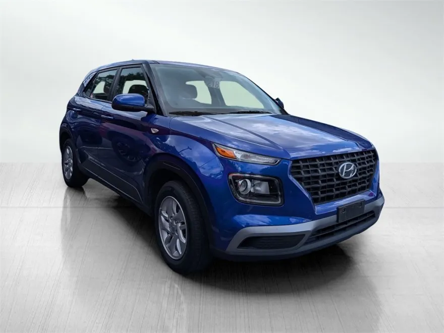 2024 Hyundai Venue SE photo 1