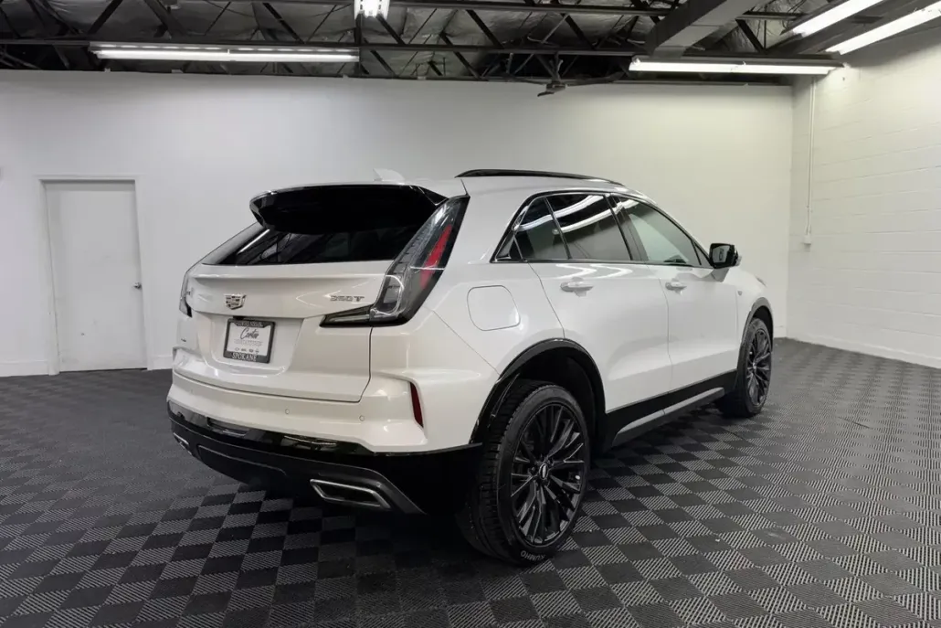 2024 Cadillac XT4 Sport photo 1