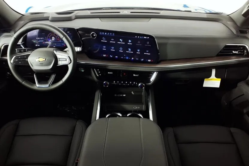2026 Chevrolet Tahoe LT photo 1