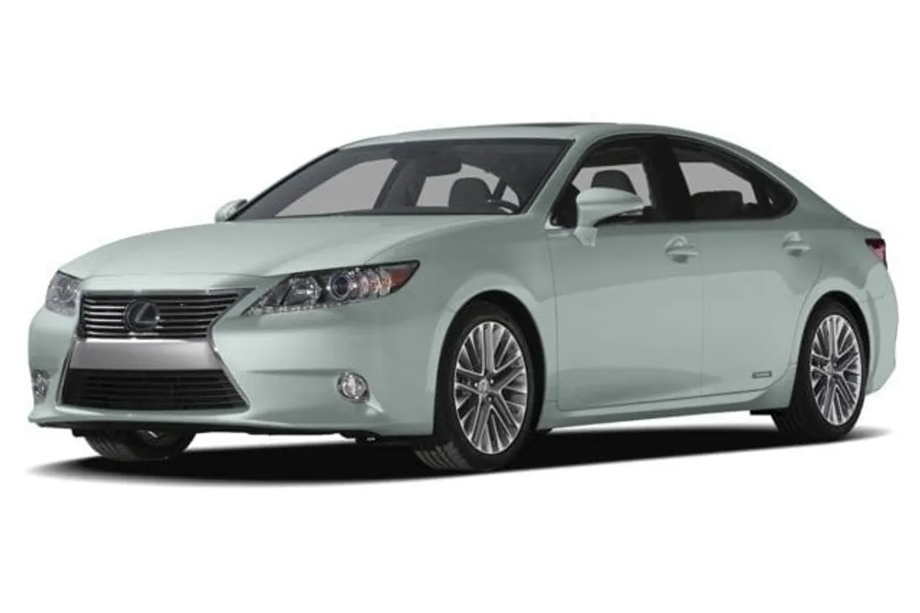 2015 Lexus ES 300h photo 1