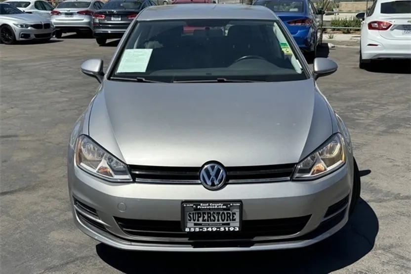 2016 Volkswagen Golf TSI S photo 1