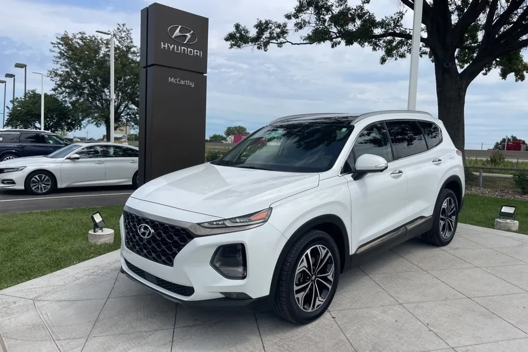 2020 Hyundai Santa Fe Limited photo 1