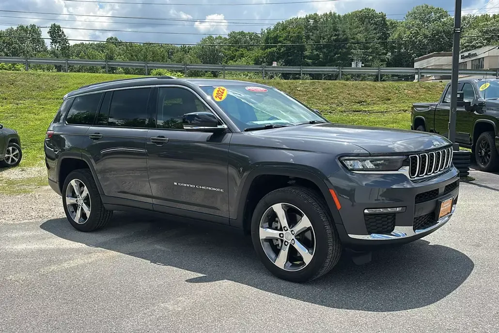 2022 Jeep Grand Cherokee Limited photo 1