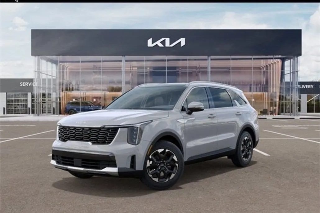 2025 Kia Sorento S photo 1