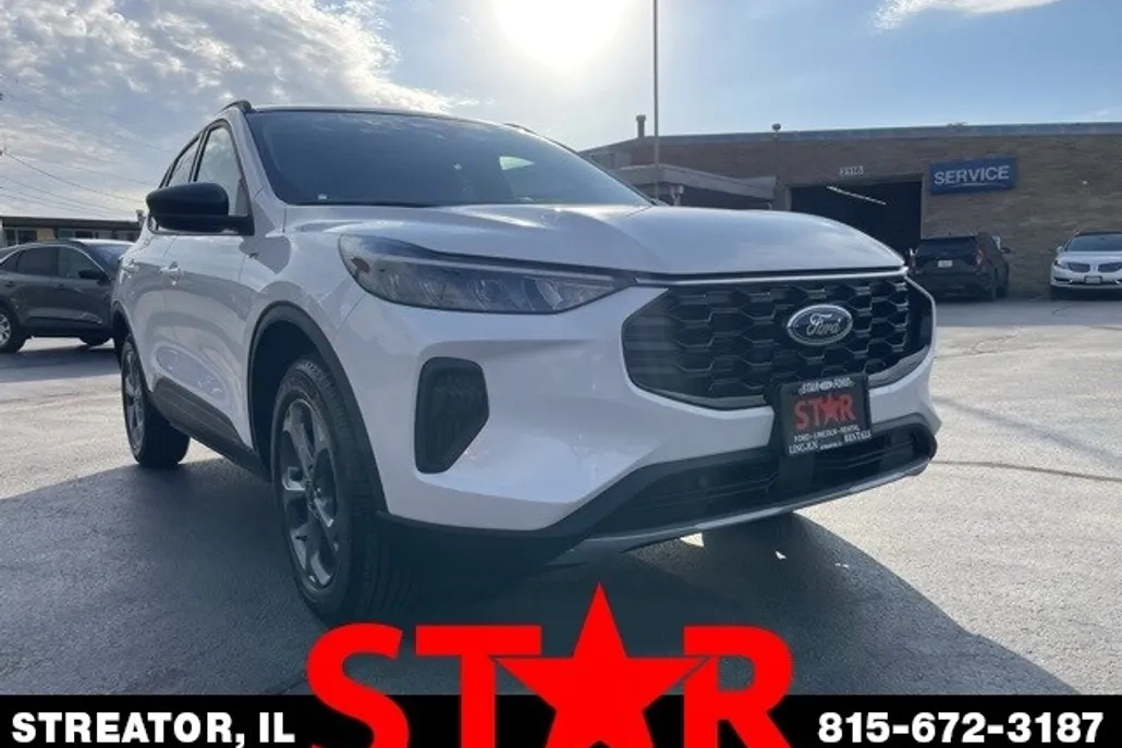 2025 Ford Escape ST-Line photo 1