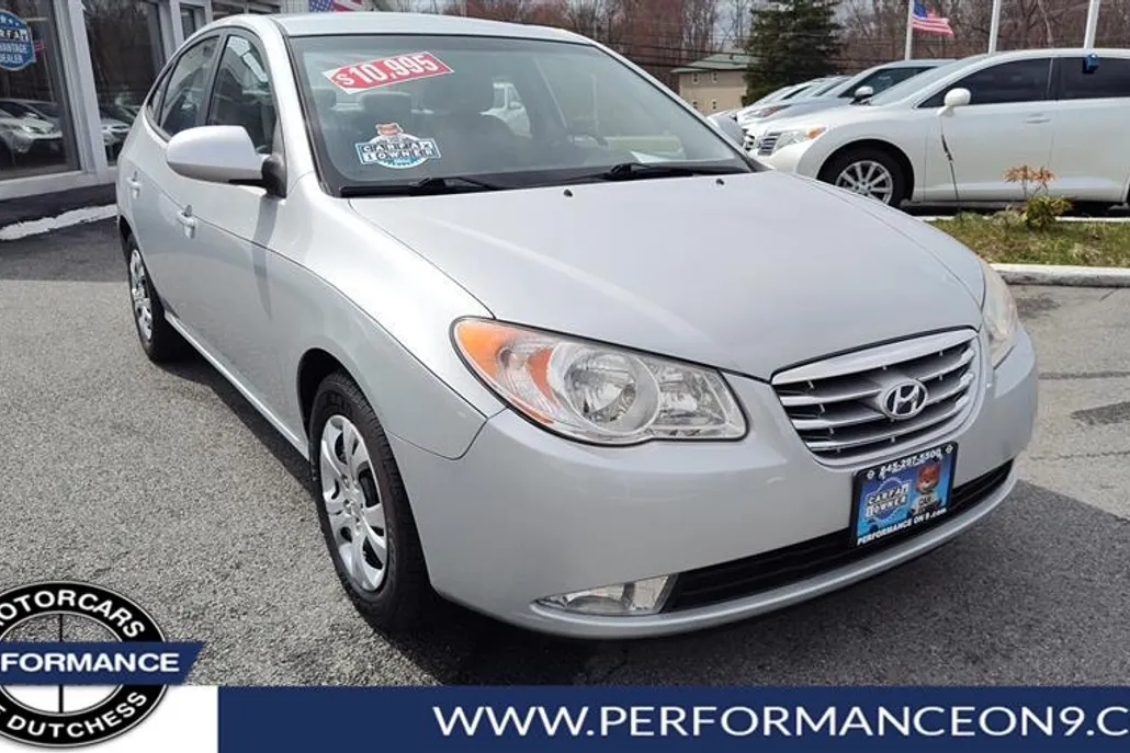 2010 Hyundai Elantra GLS photo 1