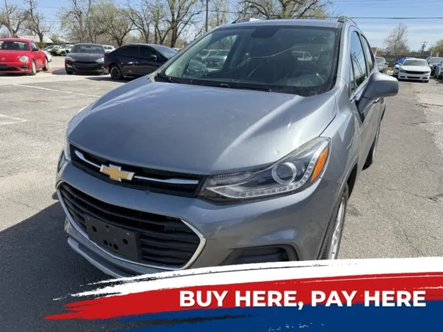 2019 Chevrolet Trax LT photo 1