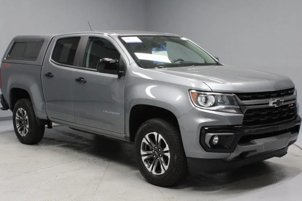2022 Chevrolet Colorado Z71 photo 1