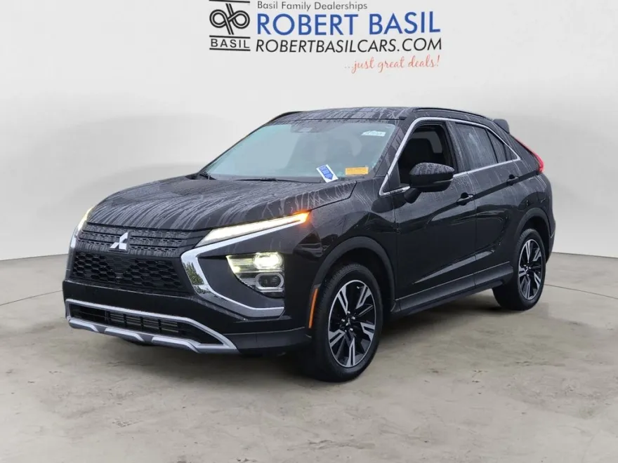 2023 Mitsubishi Eclipse Cross SE photo 1