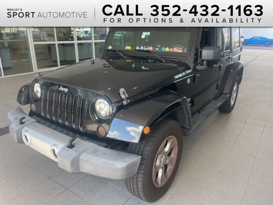 2013 Jeep Wrangler Sahara photo 1
