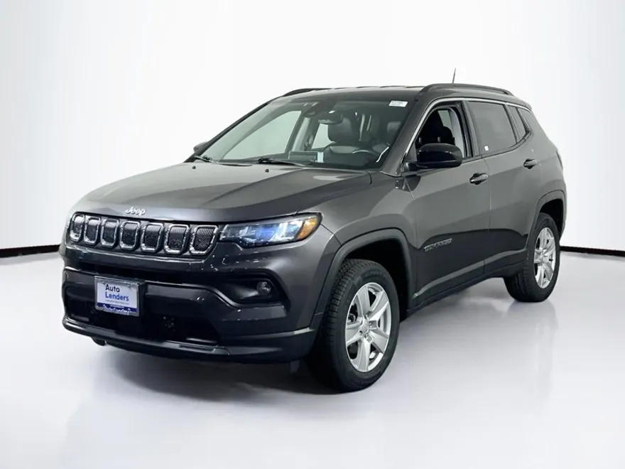 2022 Jeep Compass Latitude photo 1