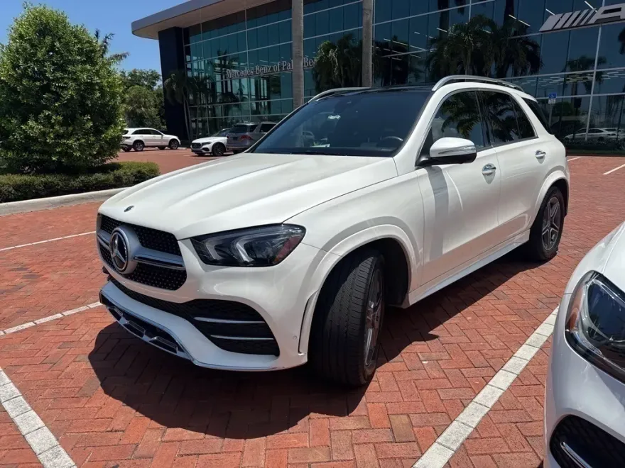 2023 Mercedes Benz GLE 580 4MATIC photo 1