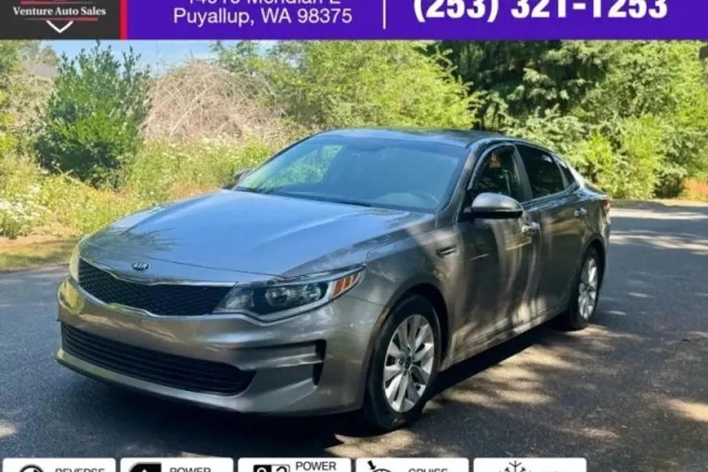 2017 Kia Optima LX photo 1