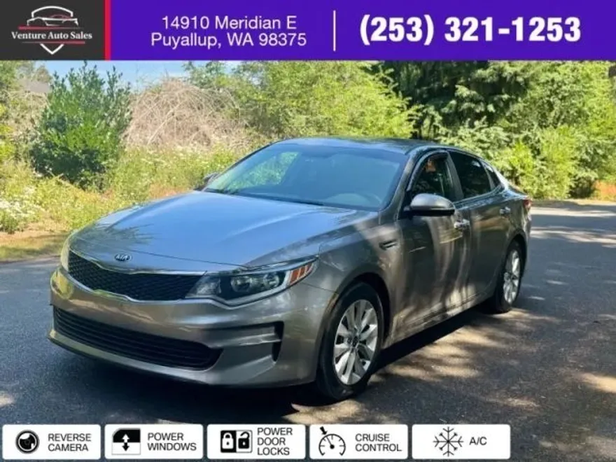 2017 Kia Optima LX photo 1