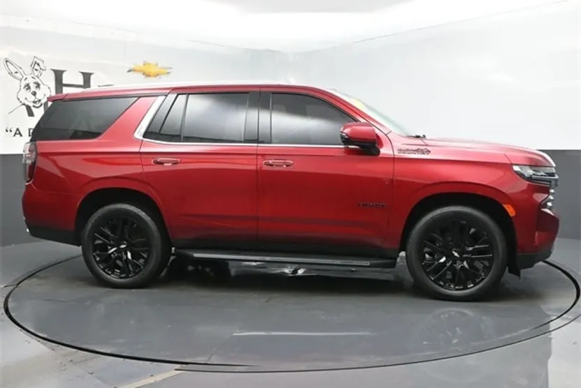 2021 Chevrolet Tahoe High Country photo 1