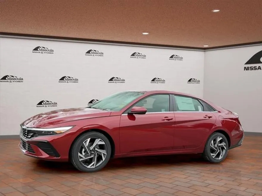 2025 Hyundai Elantra SEL Convenience photo 1
