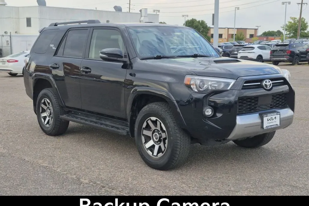 2024 Toyota 4Runner TRD Off-Road Premium photo 1
