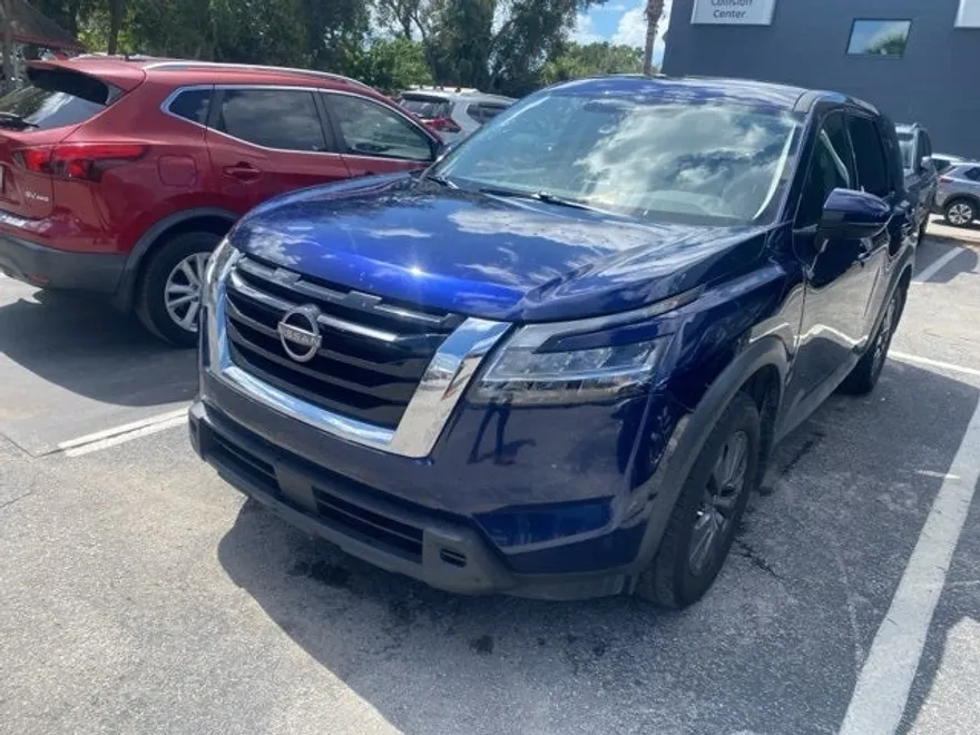 2022 Nissan Pathfinder S photo 1
