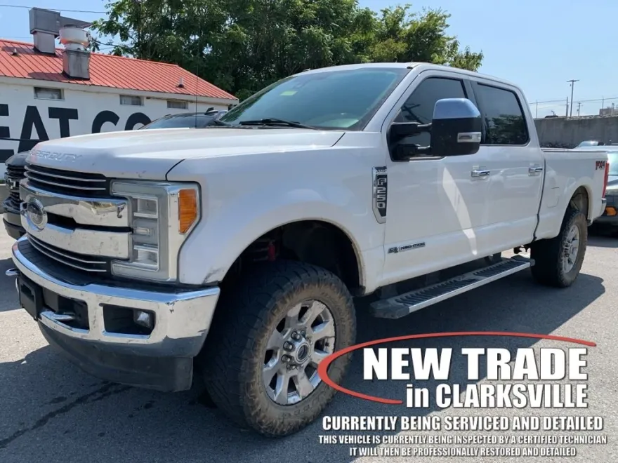 2017 Ford F-250 Lariat photo 1