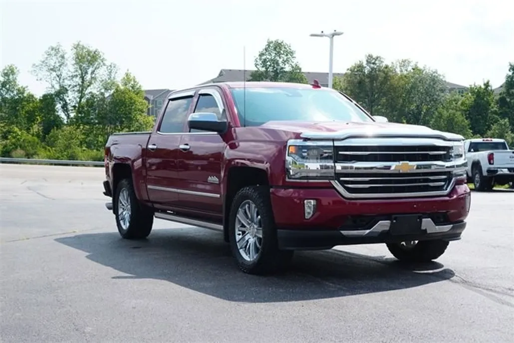 2018 Chevrolet Silverado 1500 High Country photo 1