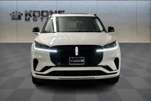 2025 Lincoln Aviator Reserve photo 2