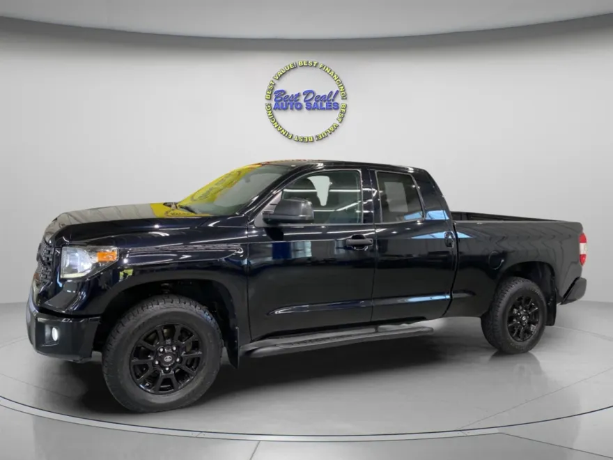 2019 Toyota Tundra SR5 Double Cab photo 1