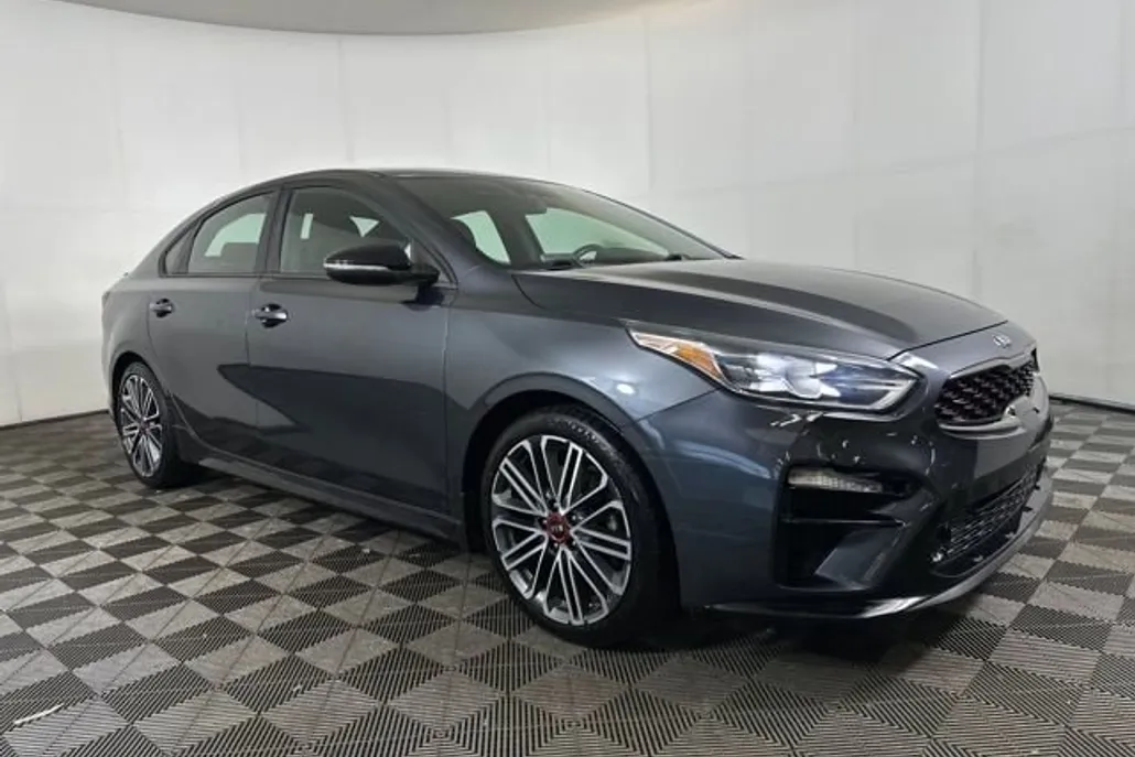 2020 Kia Forte GT photo 1