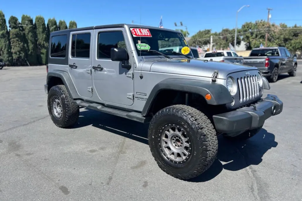 2014 Jeep Wrangler Unlimited Sport photo 1