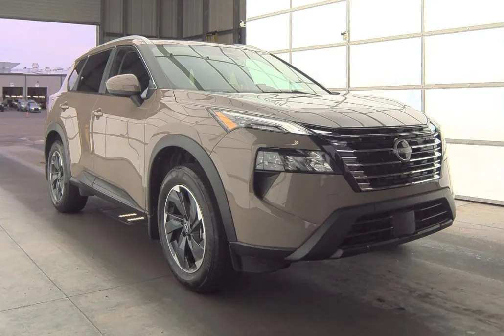 2024 Nissan Rogue SV photo 1